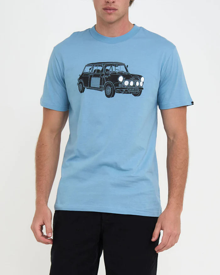 DEUS Mini 117 Tee - Sky Blue