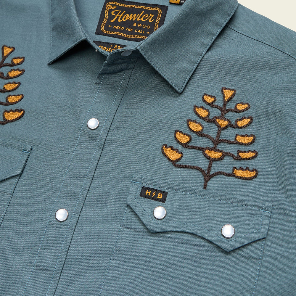 
                      
                        Howler Bros Crosscut Deluxe Long Sleeve
                      
                    