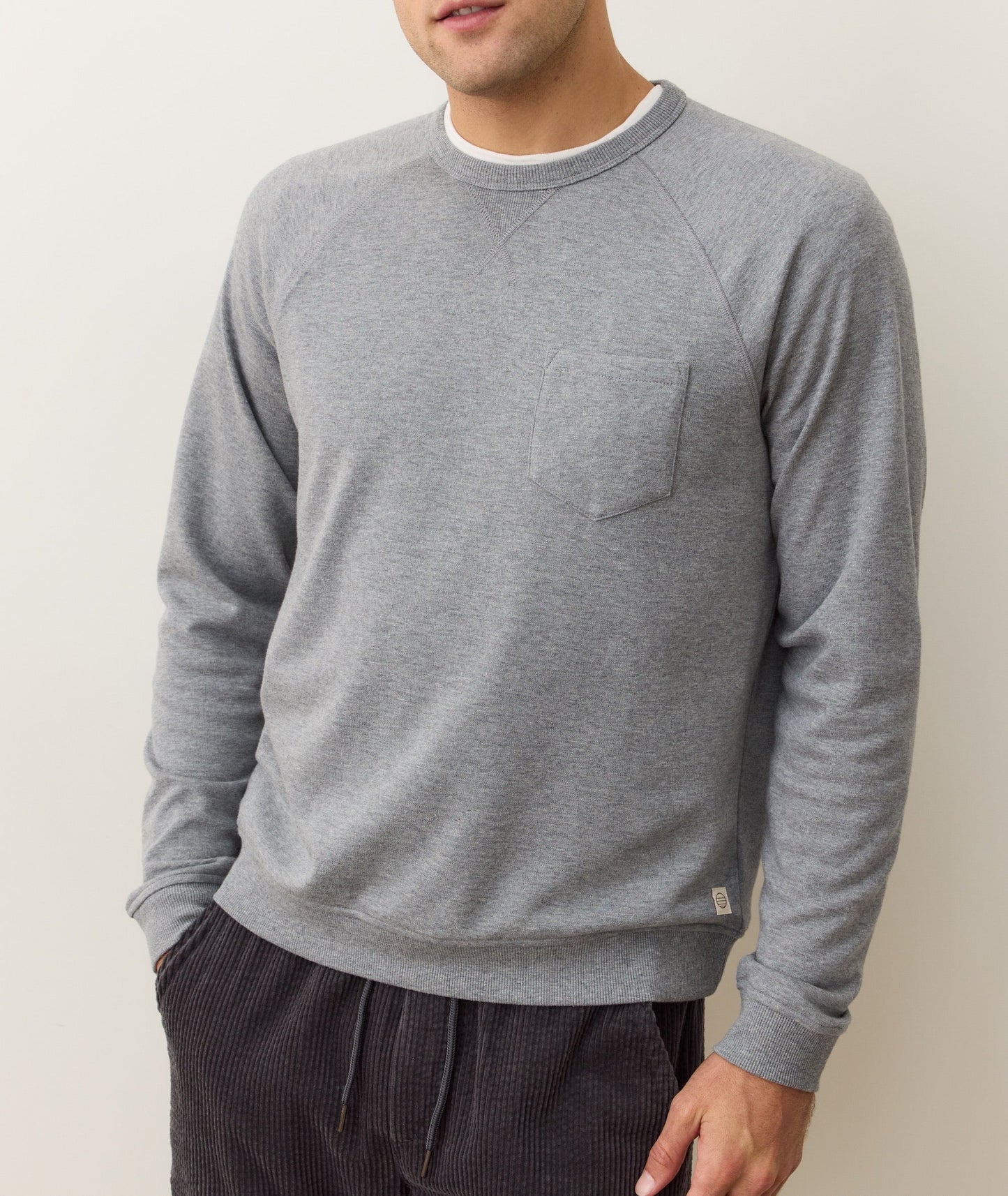men's grey raglan sweatshirt