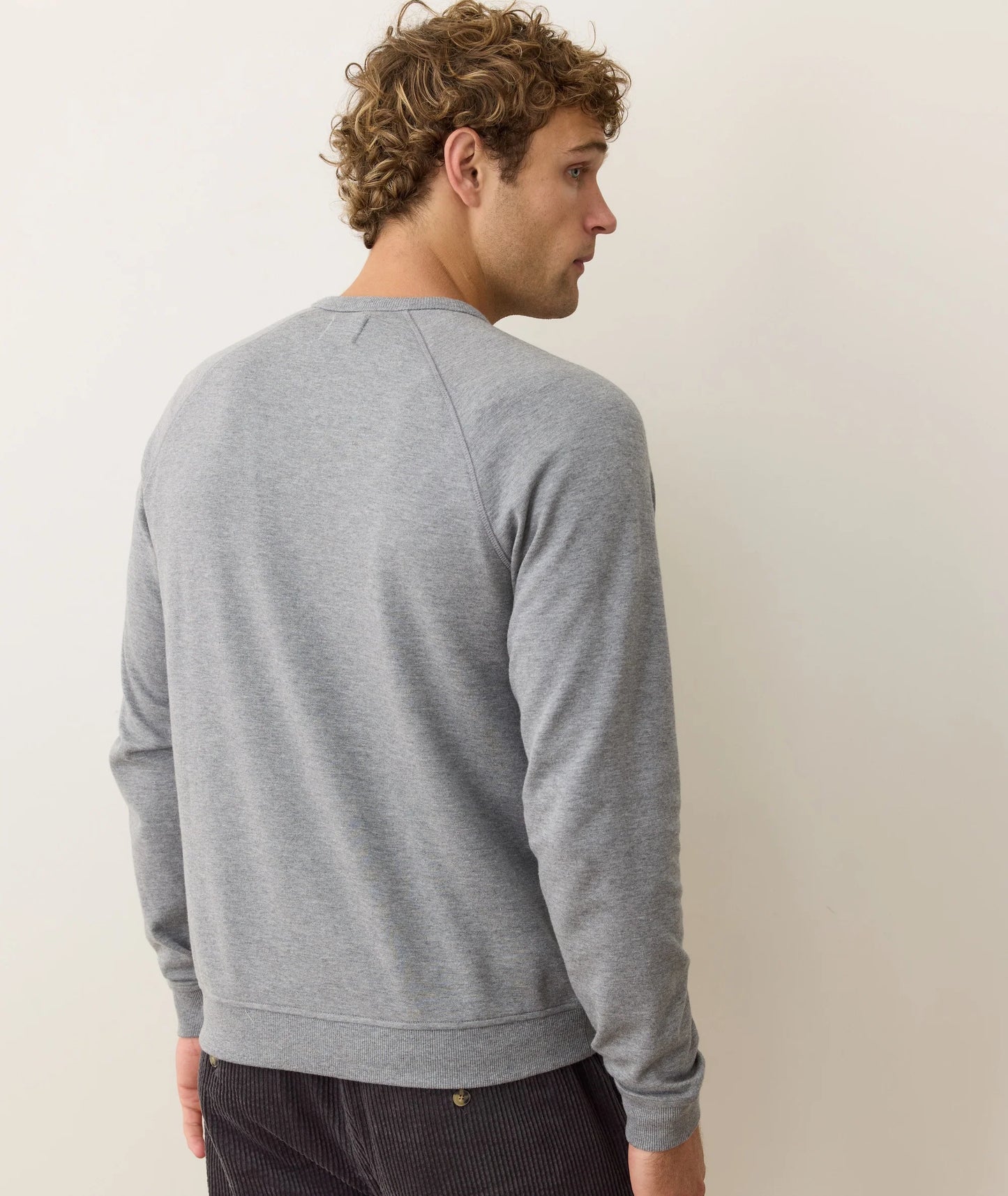 Men's grey long sleeve shirt