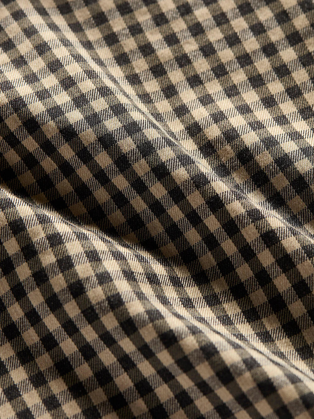 Design detail of the Charcoal Tan Gingham