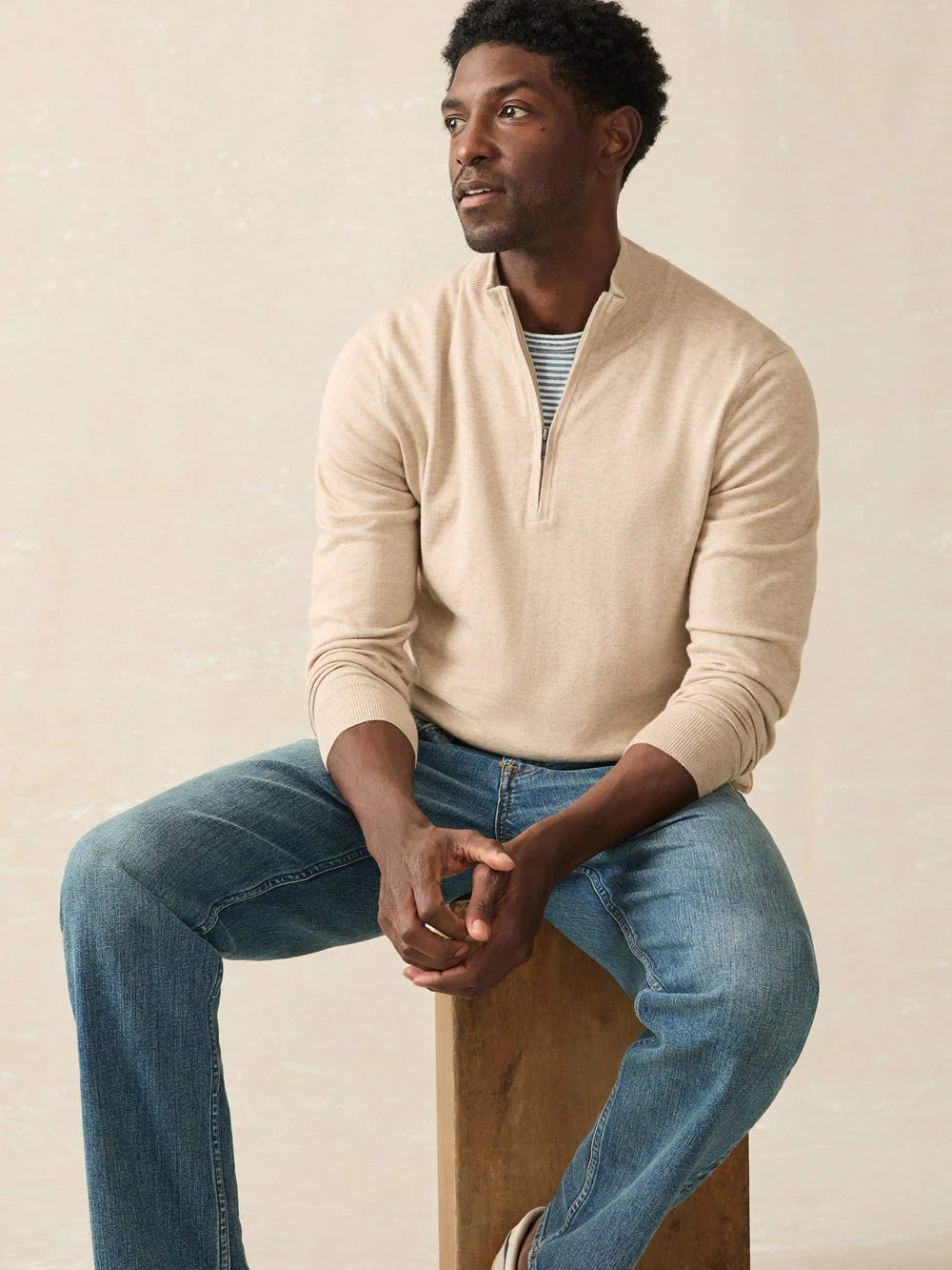 Faherty's Men's Movement Quarter Zip in the color Soft Dune Heather