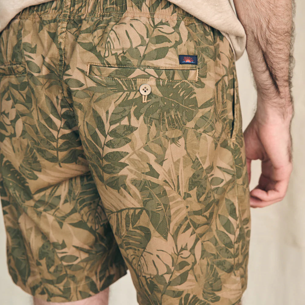 
                      
                        Faherty Essential Drawstring Short 6.5"- Olive Jungle Tropical
                      
                    