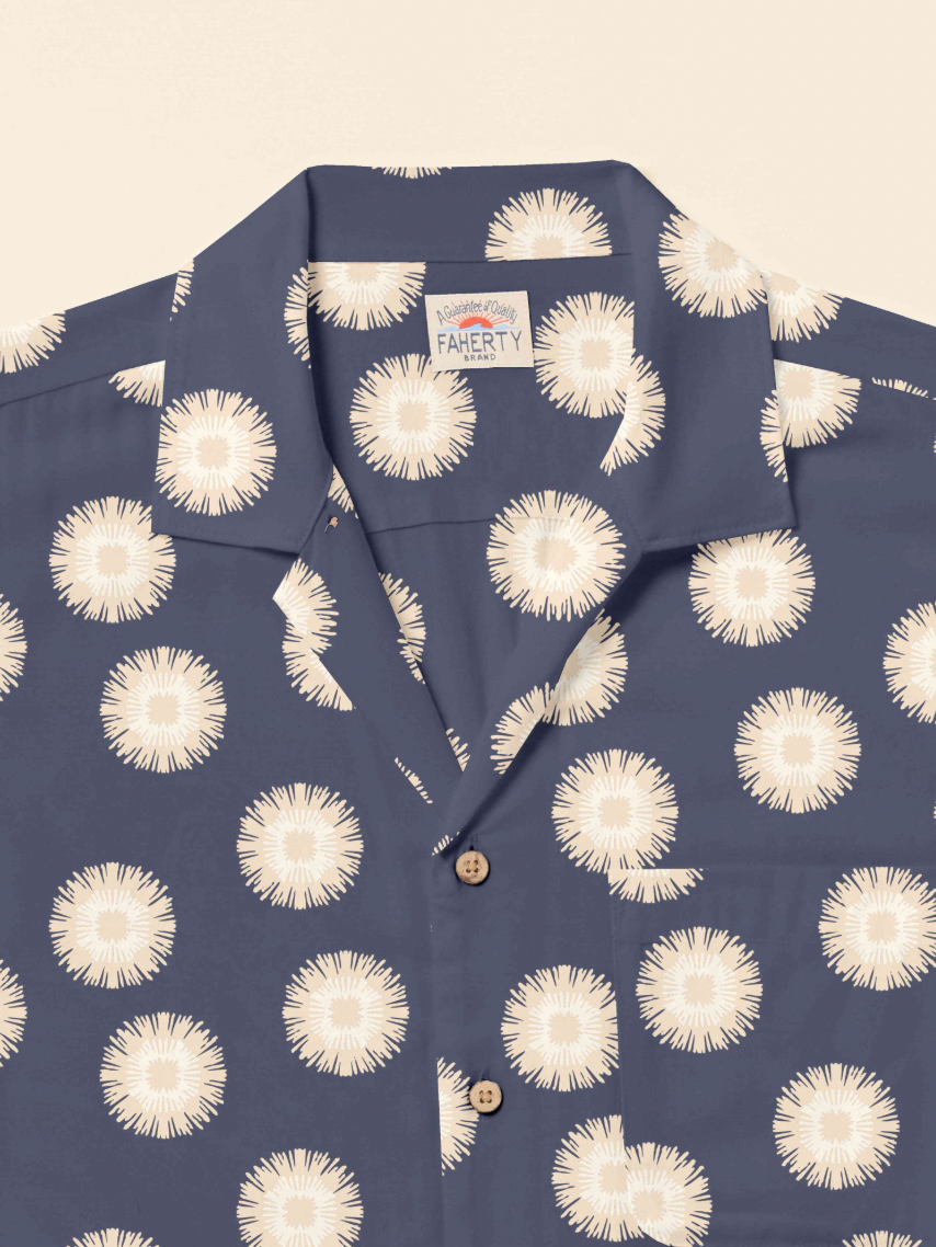 Faherty Short Sleeve Breeze Camp Shirt in Bright Night Fireworks