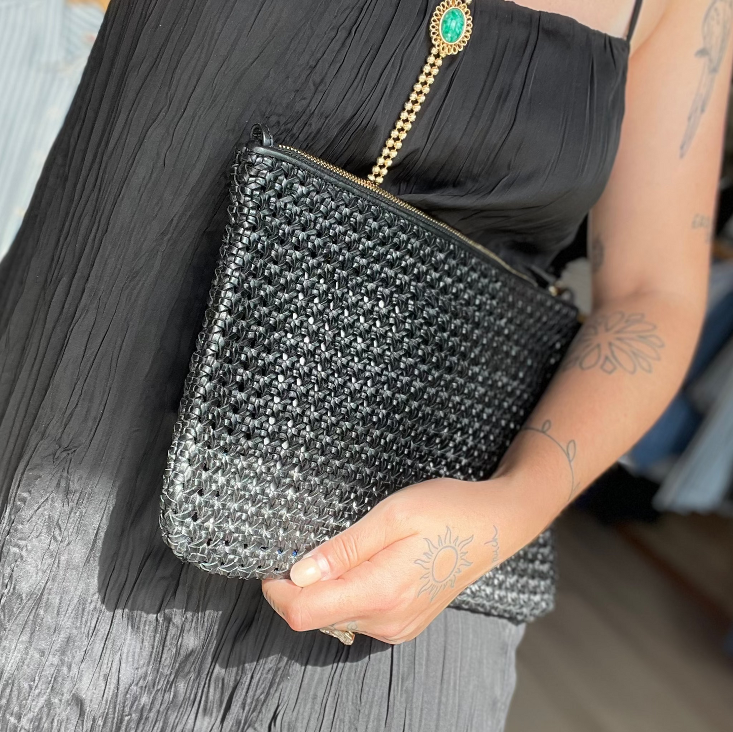 Flat clutch bag shop