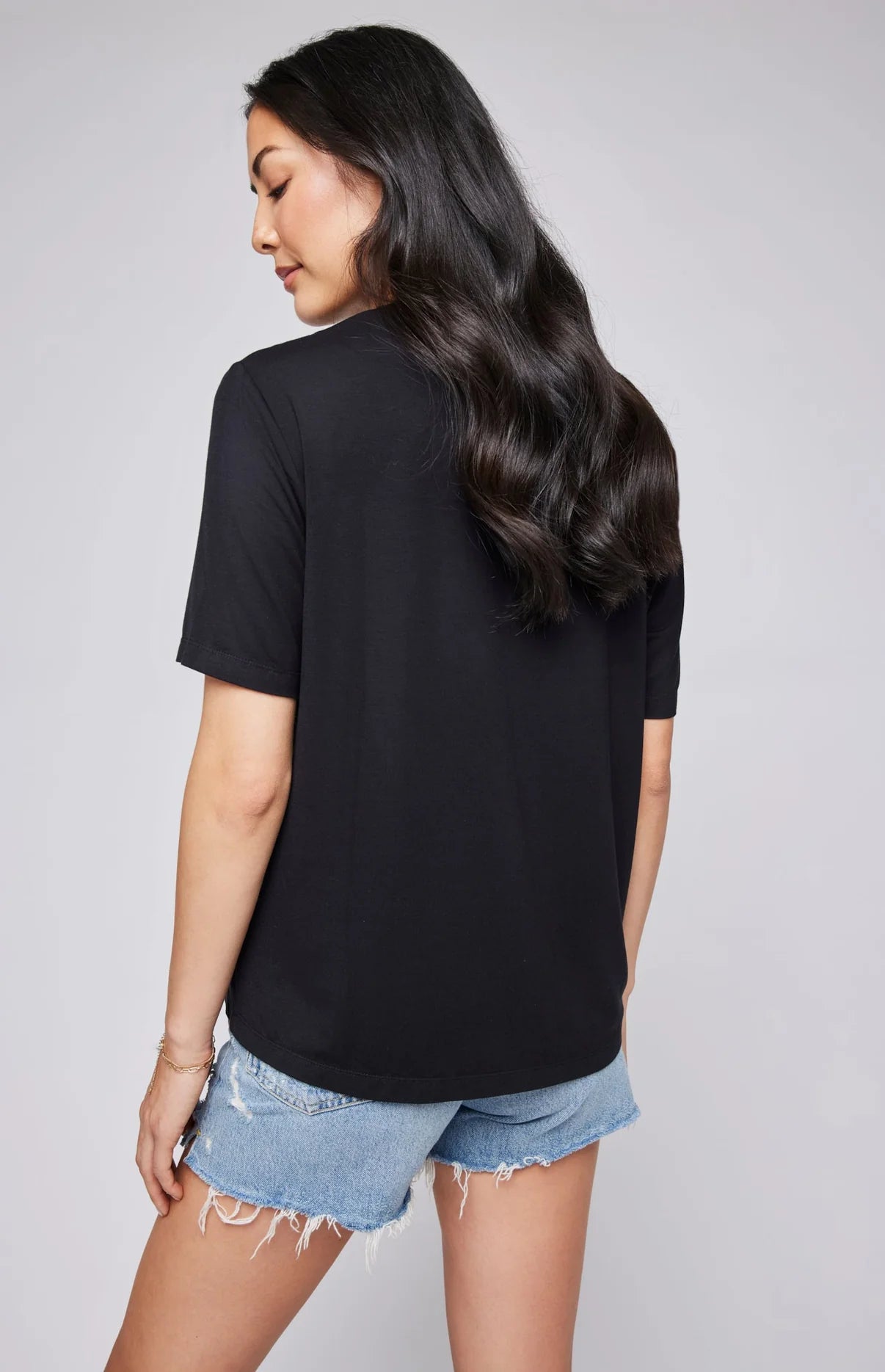 Gentle Fawn's Autumn Tee in black features short sleeves and a longer length