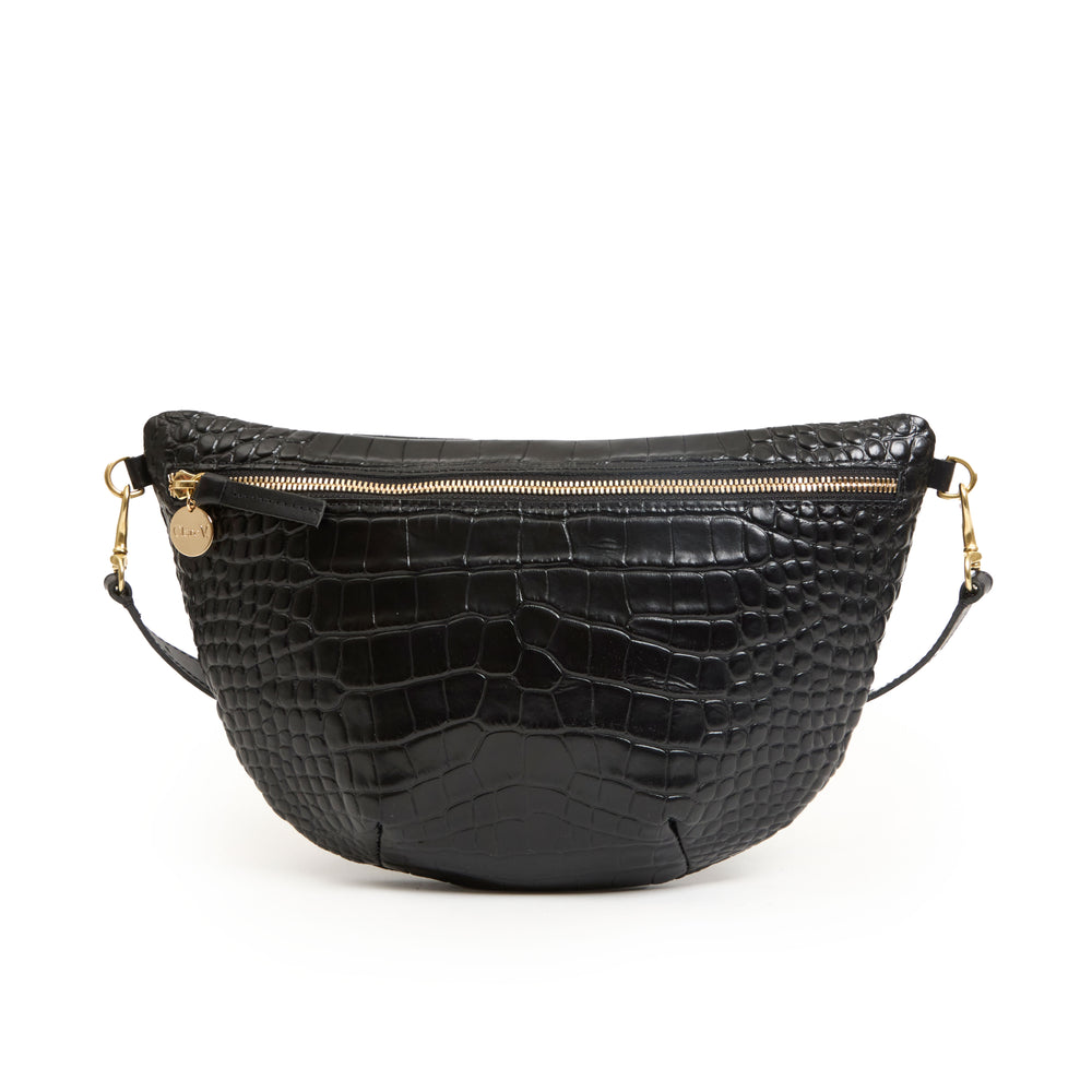 
                      
                        Clare V. Grande Fanny
                      
                    