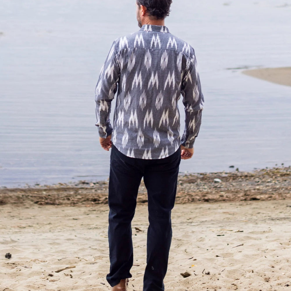 
                      
                        this grey and white long sleeve ikat print men's shirt offers versatile style for any occasion.
                      
                    