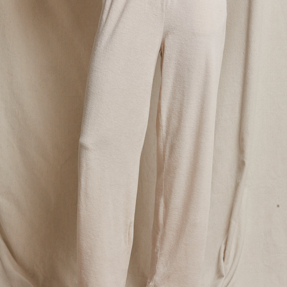 These velour wide leg sweatpants from Perfect White Tee offer a relaxed straight fit and are perfect for luxe lounging this holiday season.