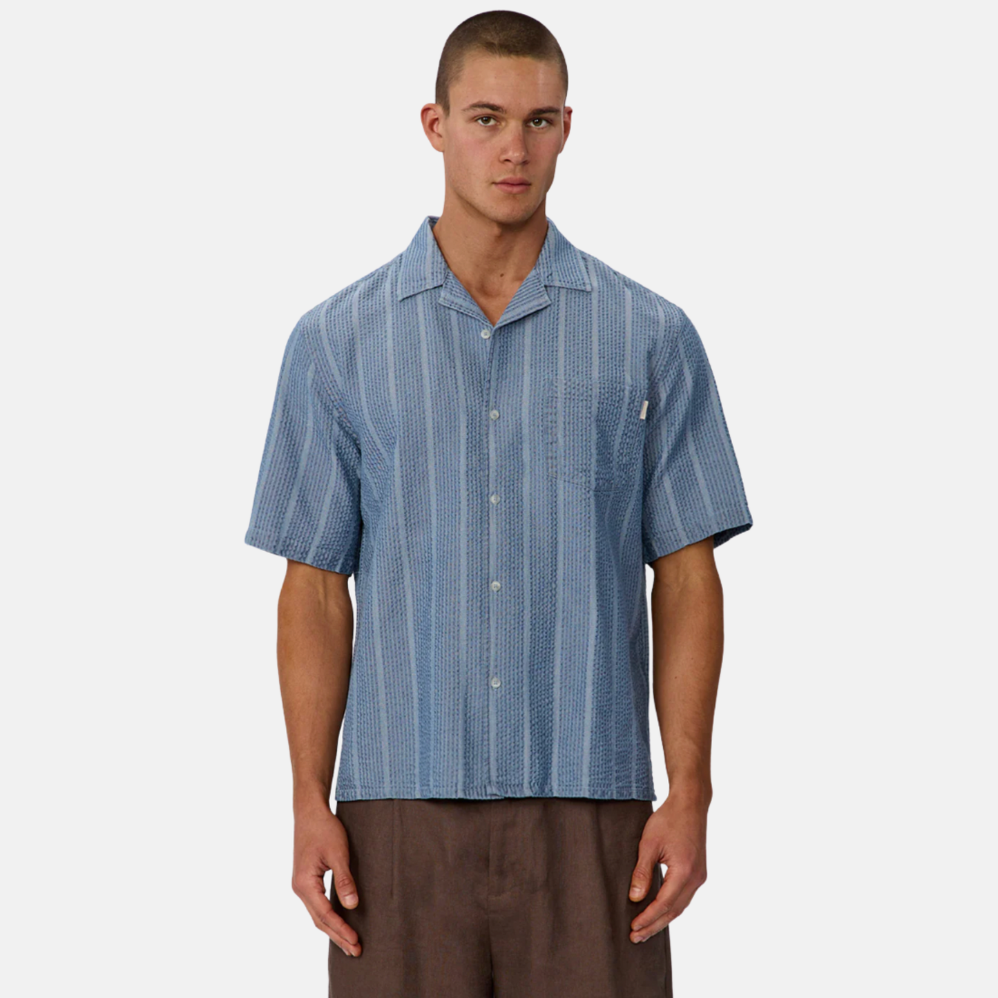 Industrie The Kimridge Short Sleeve Shirt in Indigo