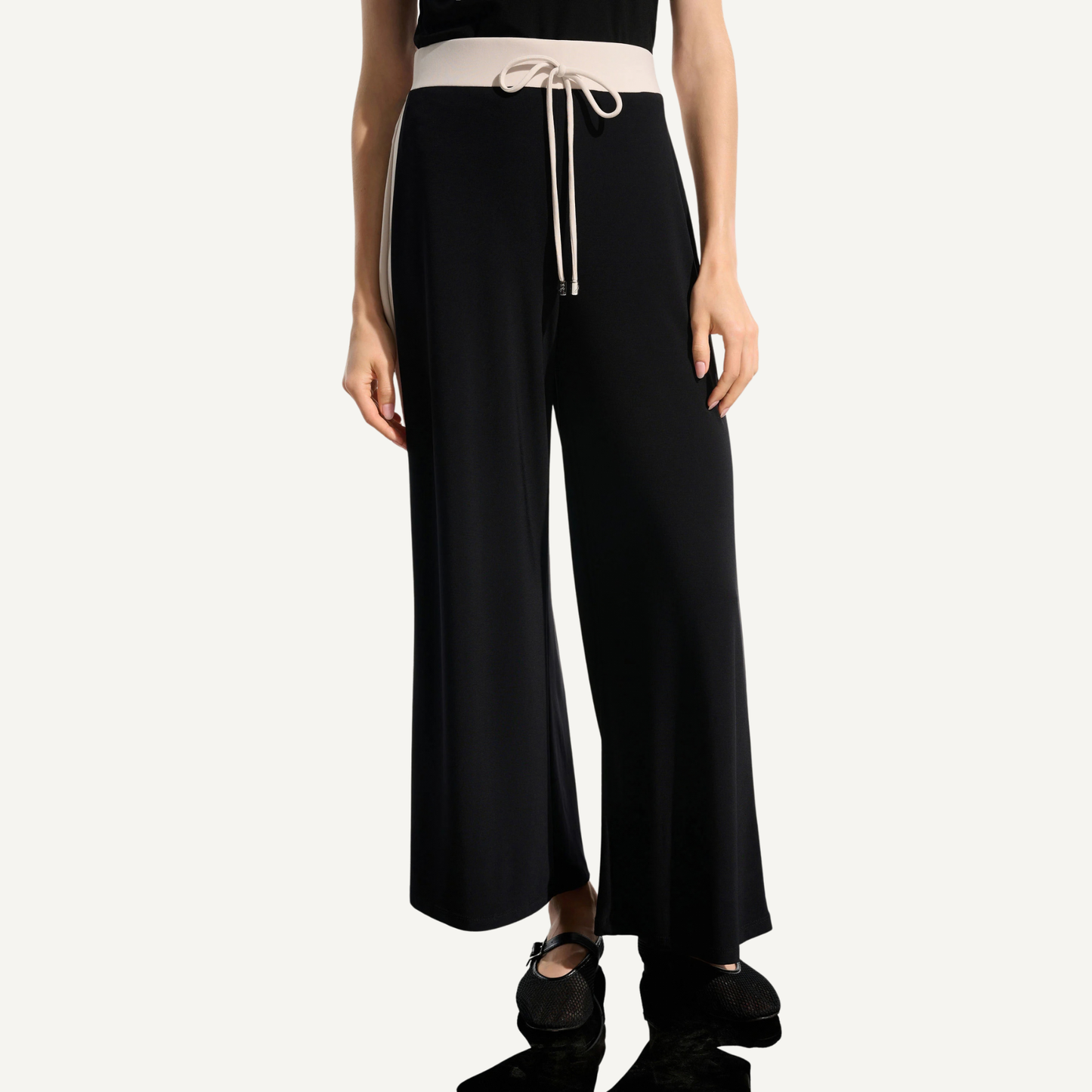 Joseph Ribkoff Silky Knit Color Block Wide Leg Pull-On Pants in Black/Moonstone