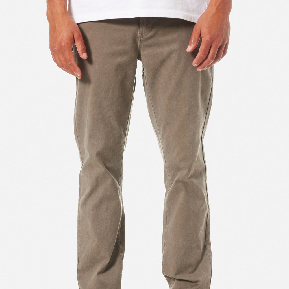 
                      
                        Men's stretch chinos with 32" inseam
                      
                    
