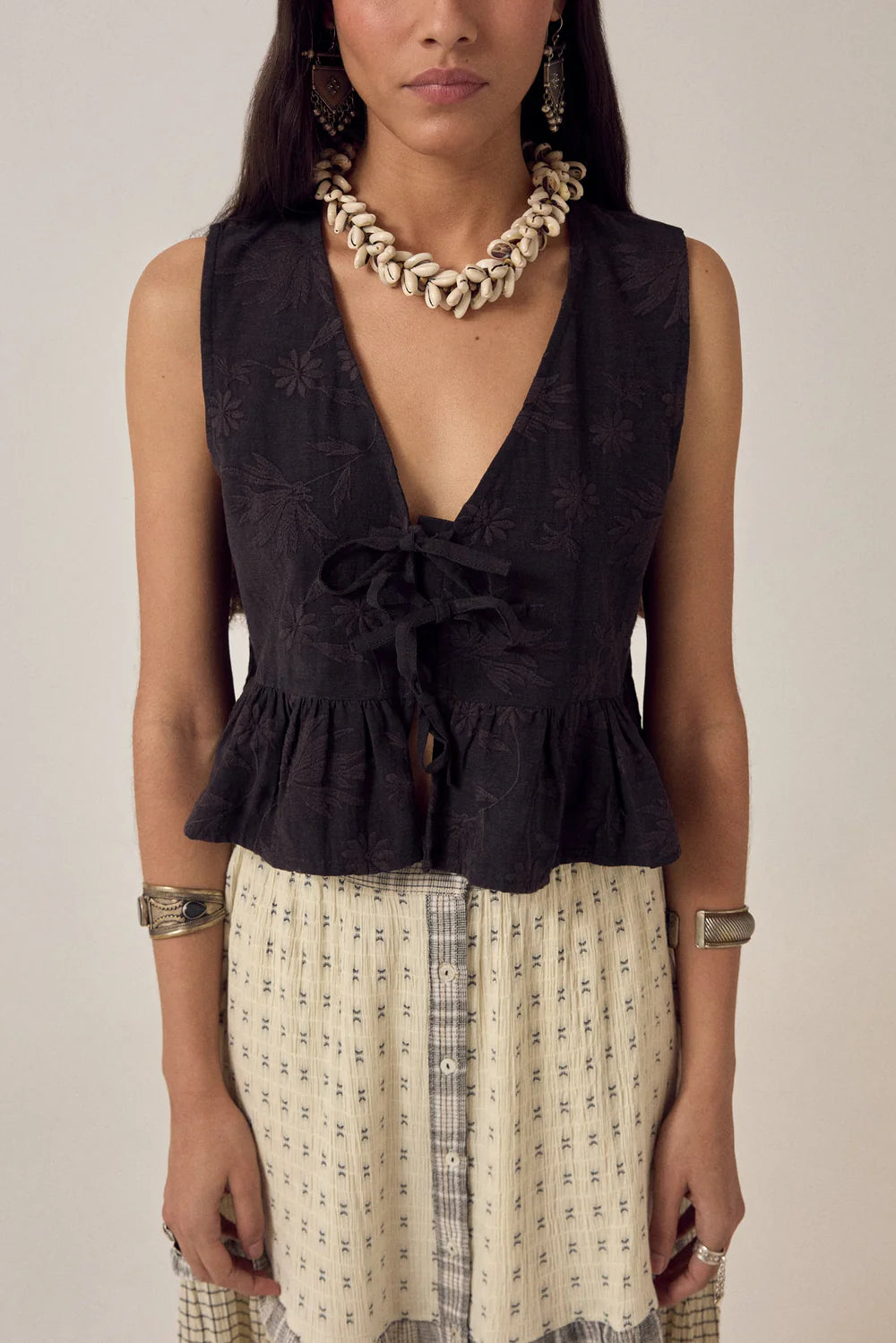 Maison Hotel Zhou Vest | Harbour Thread Maison Hotel Zhou Vest | Harbour Thread