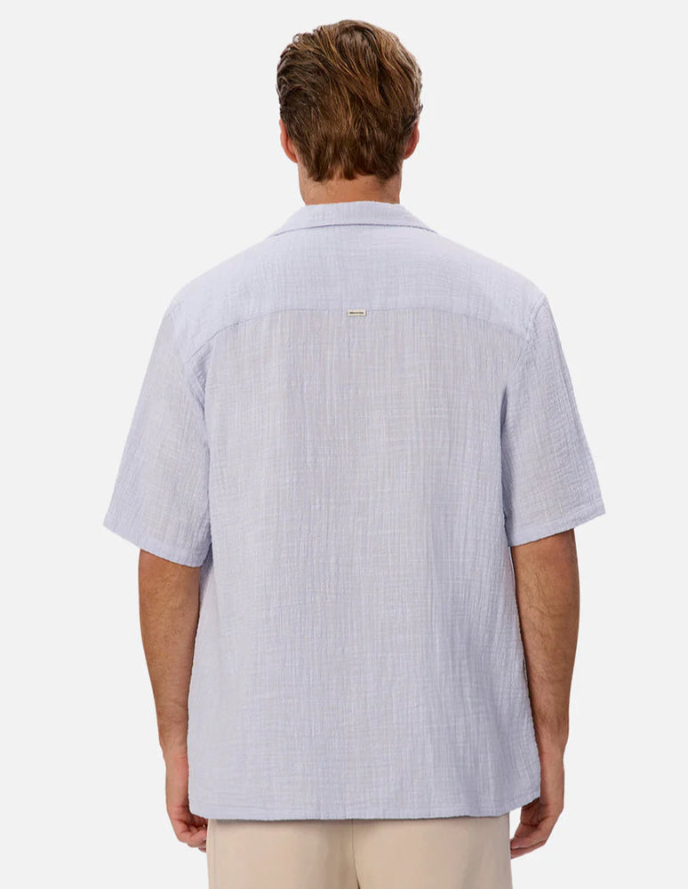 
                      
                        Men's lightweight textured loose fit short sleeve shirt
                      
                    
