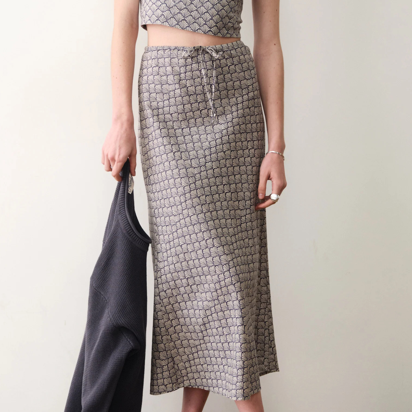 Marine Layer Avery Hemp Midi Skirt in Navy Seashell
