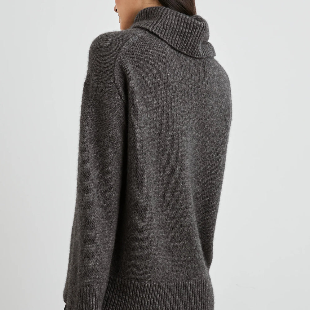 
                      
                        Find endless ways to style this cozy women's turtleneck 
                      
                    