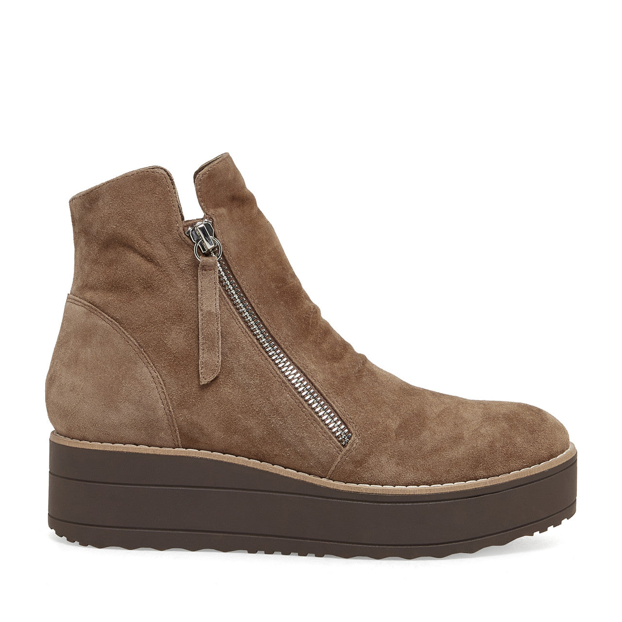 Silent D Nene Boot