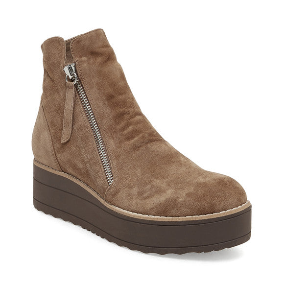 Silent D Nene Boot