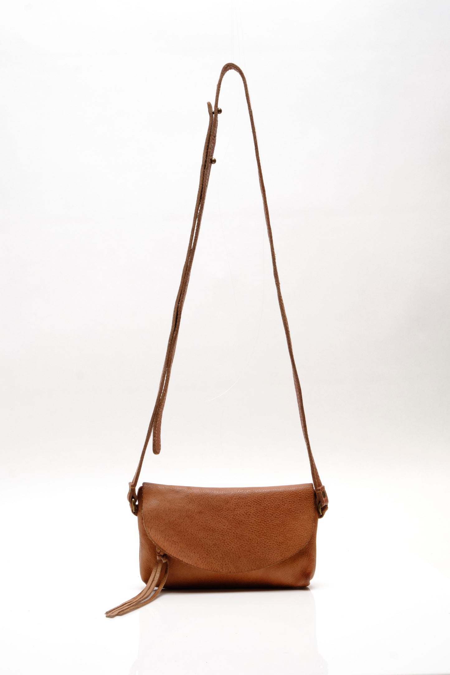 Load image into Gallery viewer, Free People Rider Crossbody - Aged Tan

