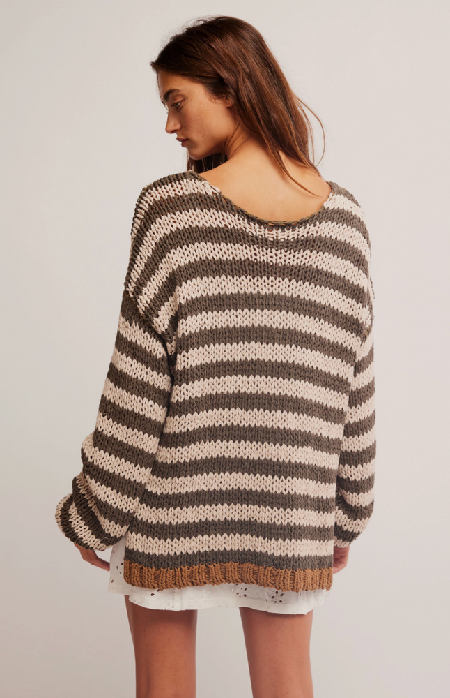 
                      
                        Women's oversized striped knit pullover
                      
                    