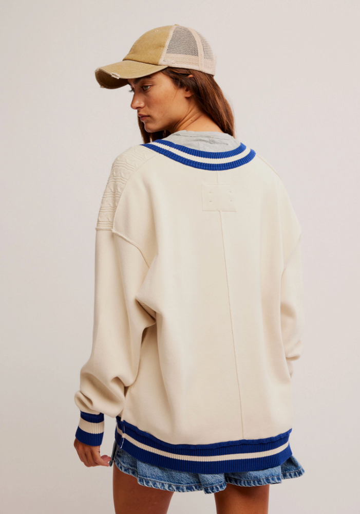 
                      
                        Oversized cardigan
                      
                    