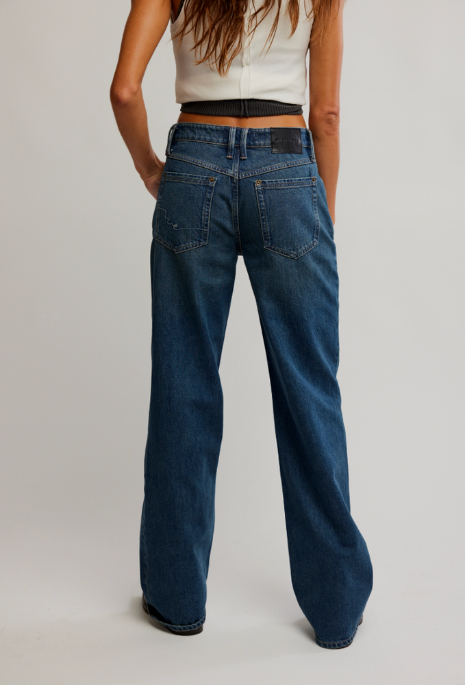 
                      
                        Free People Tennessee Low-Rise Boyfriend Jeans
                      
                    