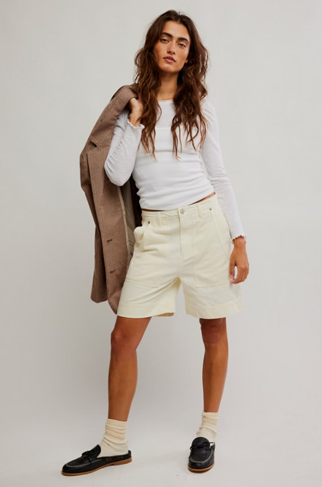 
                      
                        Shop the versatile, Bermuda-inspired Milo Carpenter Shorts by Free People at Harbour Thread for fresh spring style. 
                      
                    