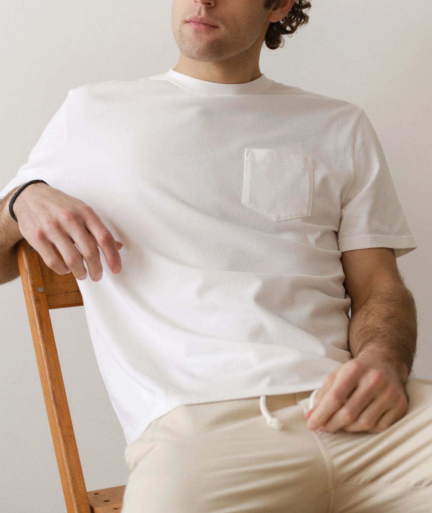Men's white short sleeve pocket tee