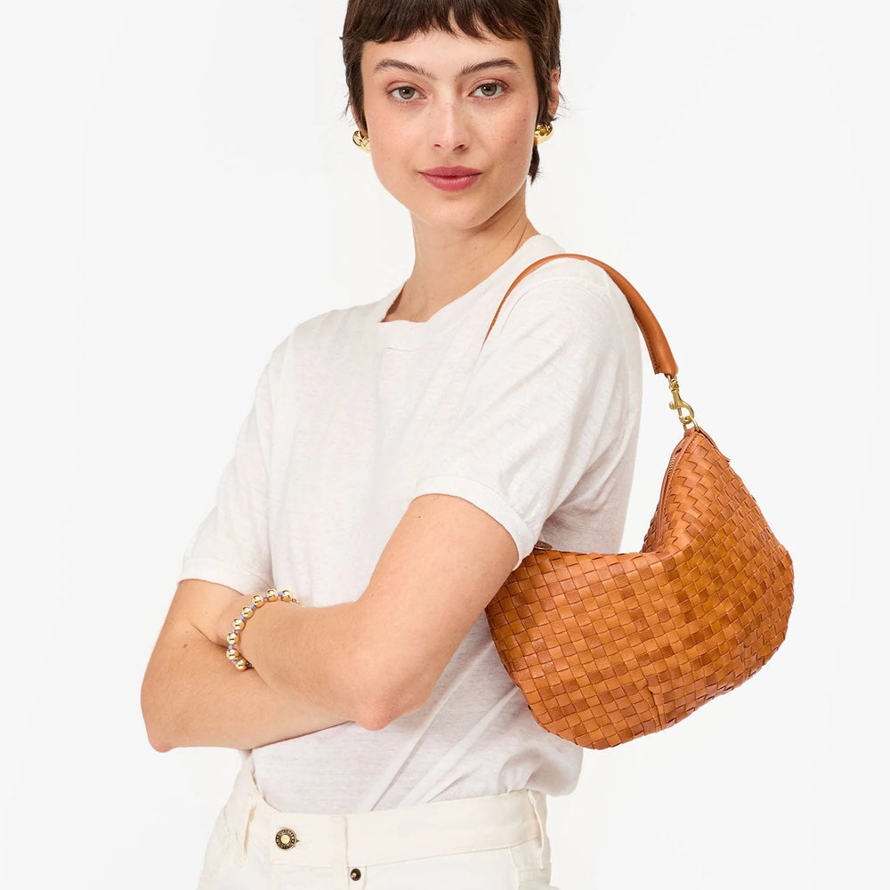 Clare V. Petit Moyen Messenger