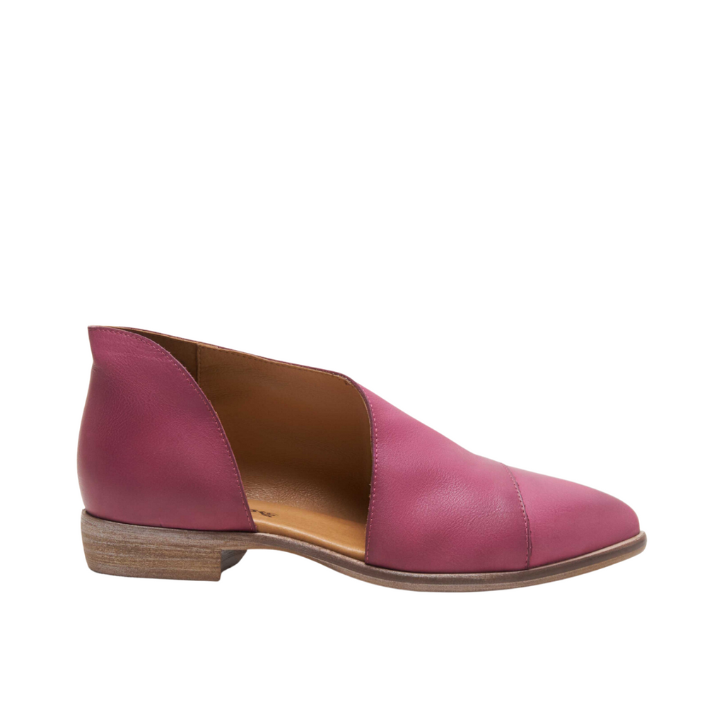 Free People Royale Flat - Mulberry