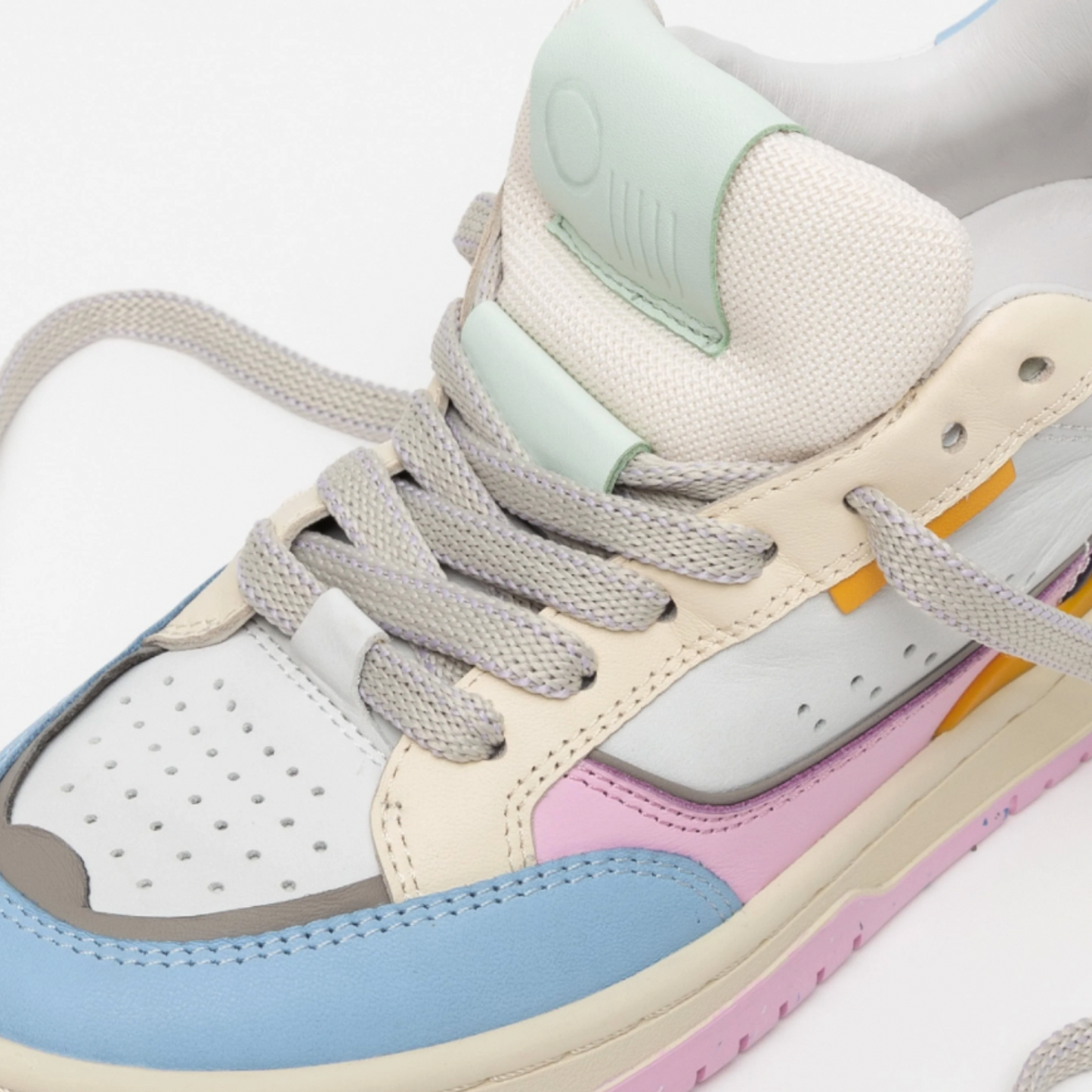 Oncept Paris Sneaker - Orchid Multi