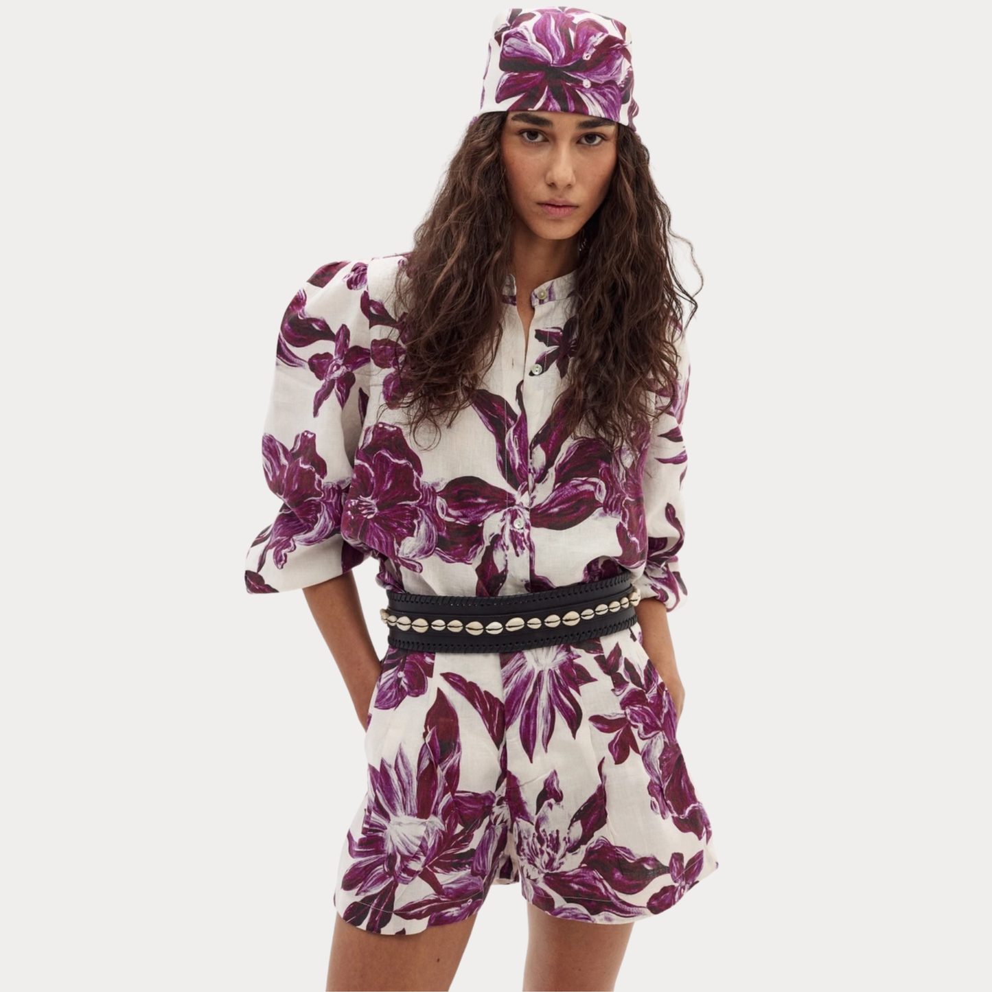 Lanhtropy Frida Linen Shorts in La Fleur Print