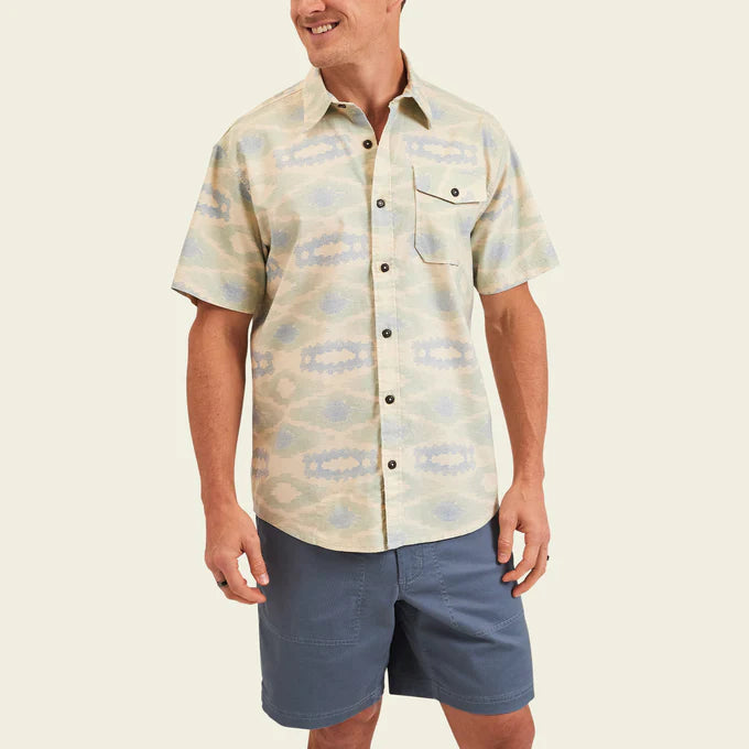 Front view of man wearing the San Gabriel Short Sleeve Button up shirt by Howler bros