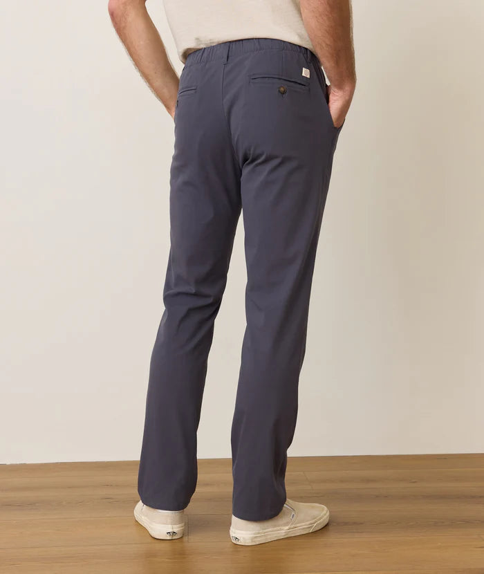 Marine Layer Saturday Breeze Chino