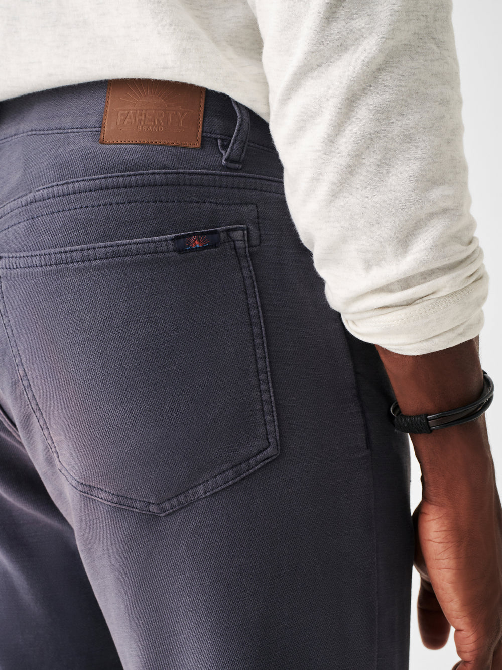 Load image into Gallery viewer, Faherty Stretch Terry 5-Pocket Pant - Navy
