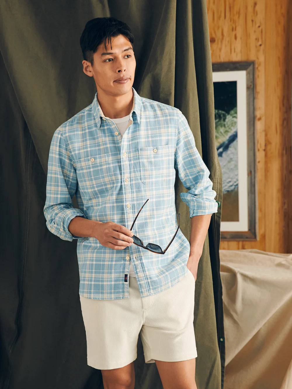 Faherty's Surf Flannel Men's Shirt in the color Seabrooks Sands Plaid