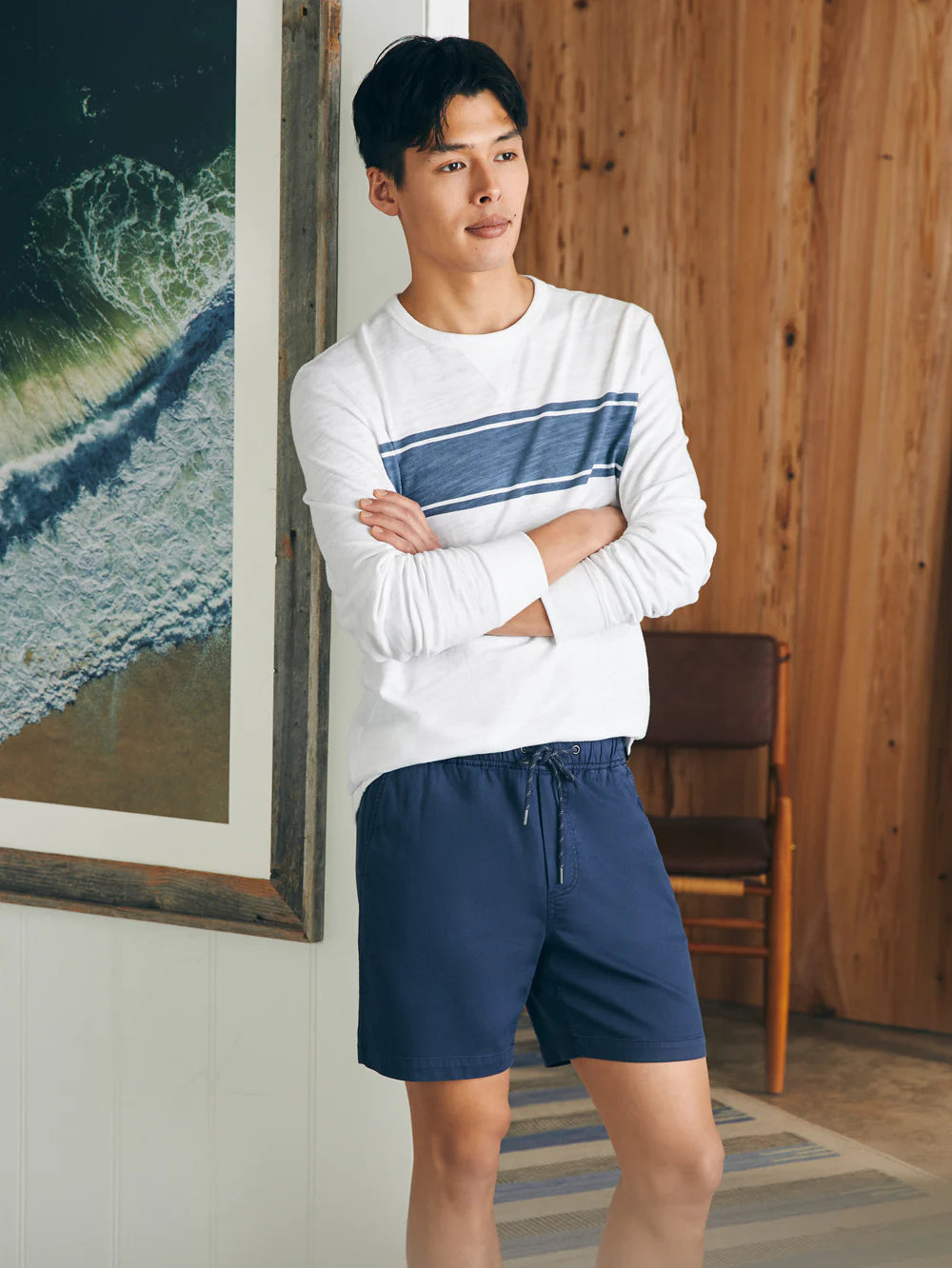 Faherty's Essential Drawstring Short in the color Washed Navy