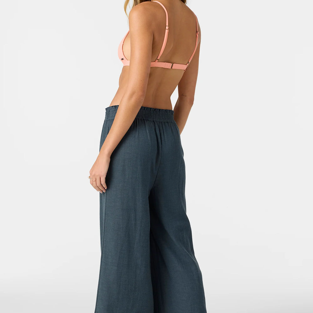 Wide leg flowy pants with elastic waistband