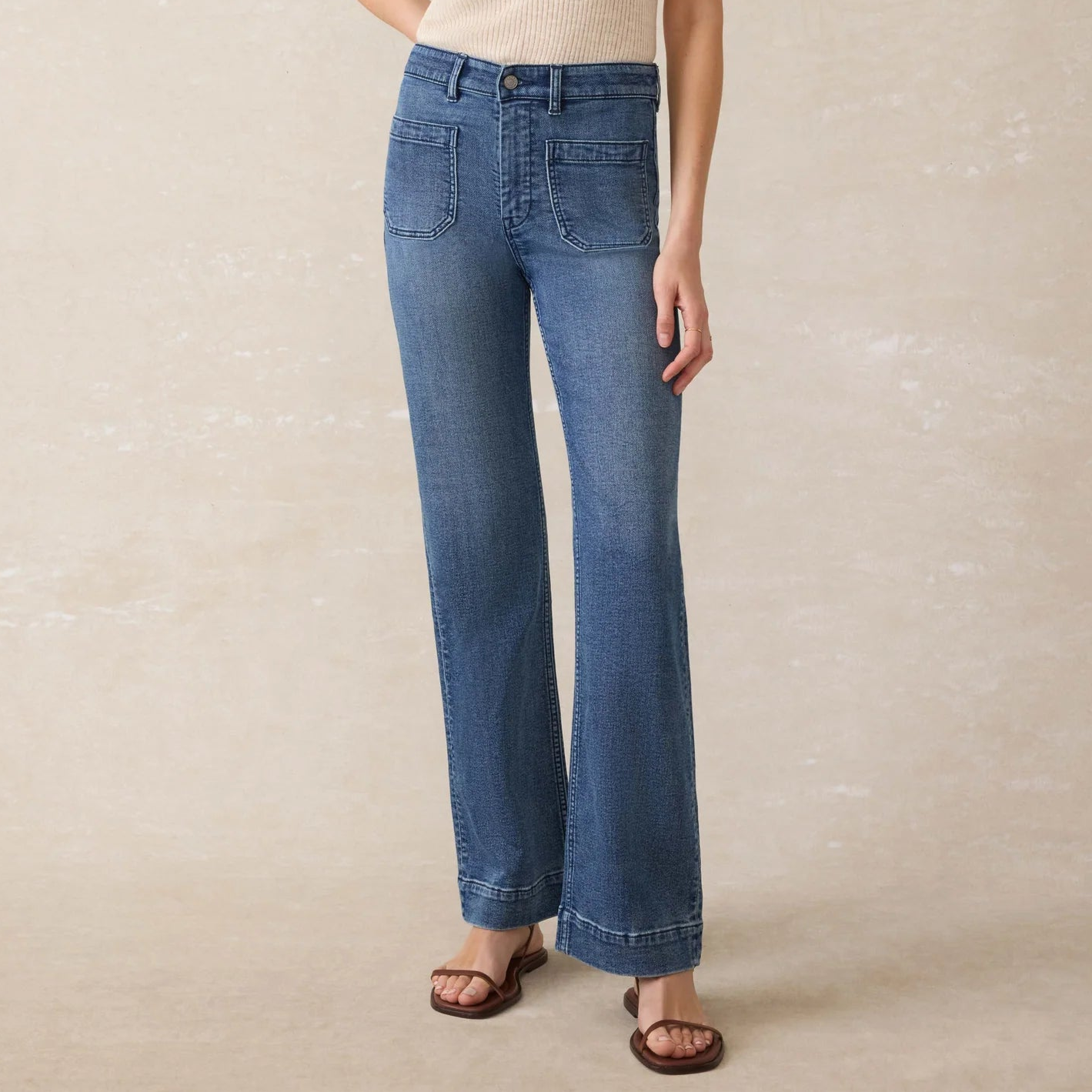 The Faherty Stretch Terry Patch Pocket Pant is available at Harbour Thread in the color Riverton