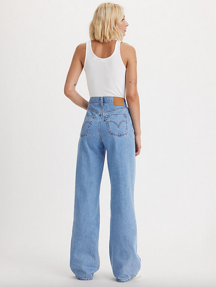 
                      
                        Levi's Ribcage Wide Leg - Splash Zone
                      
                    