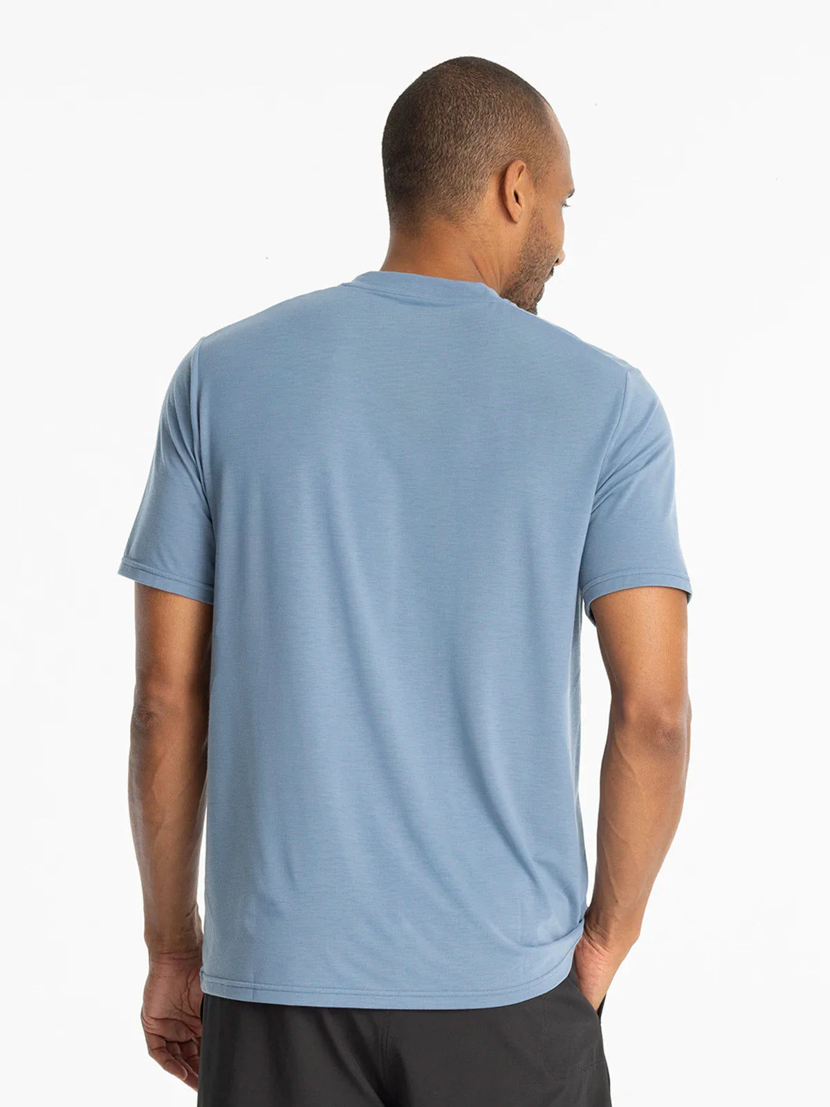 Men's short sleeve blue tee