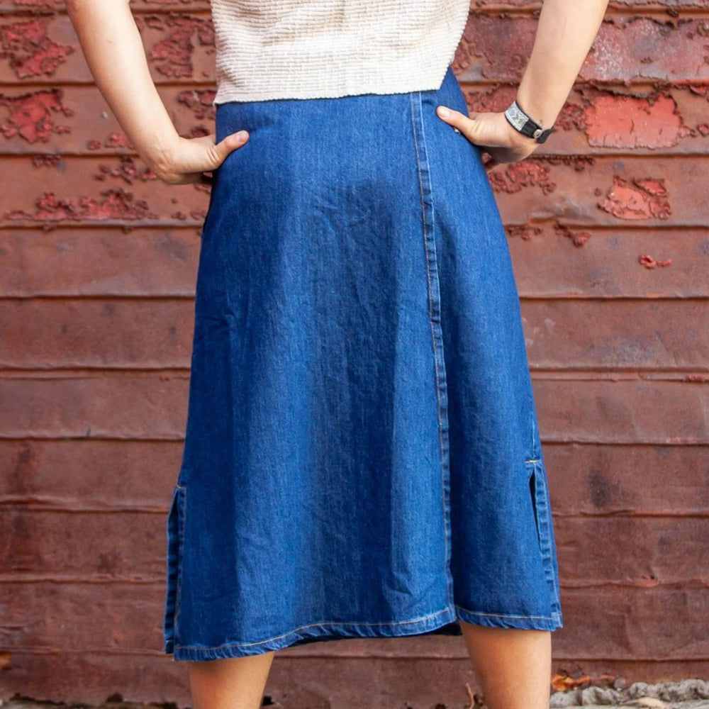 
                      
                        Tove Wear Maker Skirt Long - Indigo
                      
                    