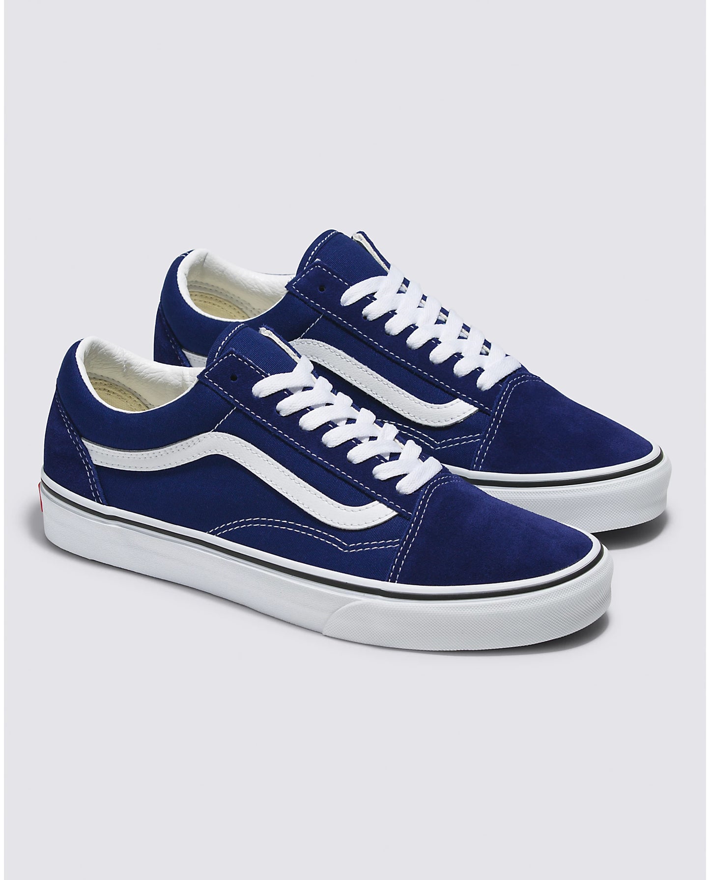 Load image into Gallery viewer, Vans Men&amp;#39;s Old Skool Sneaker - Color Theory Beacon Blue
