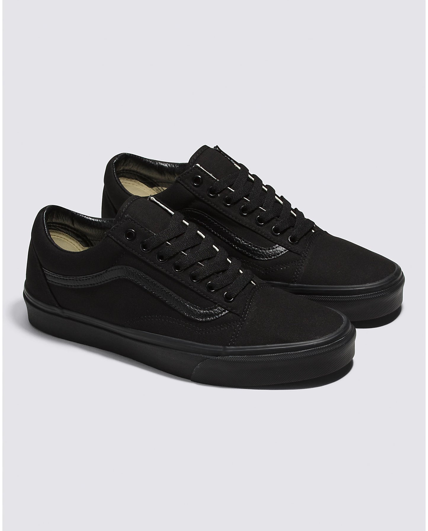 Vans Men s All Black Canvas Old Skool Shoe Harbour Thread