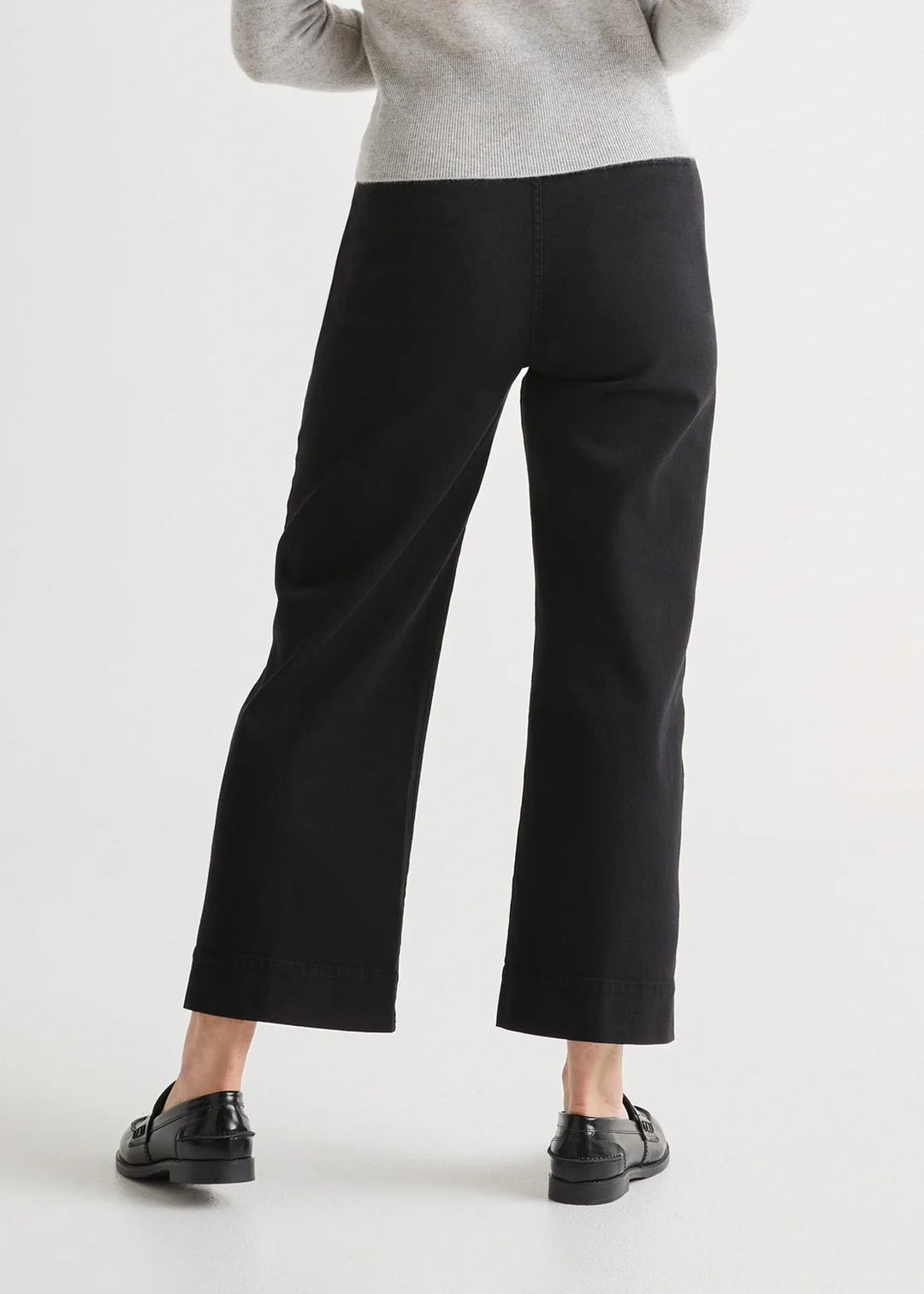 Back view of the Black LuxTwill High Rise Trouser by DU/ER