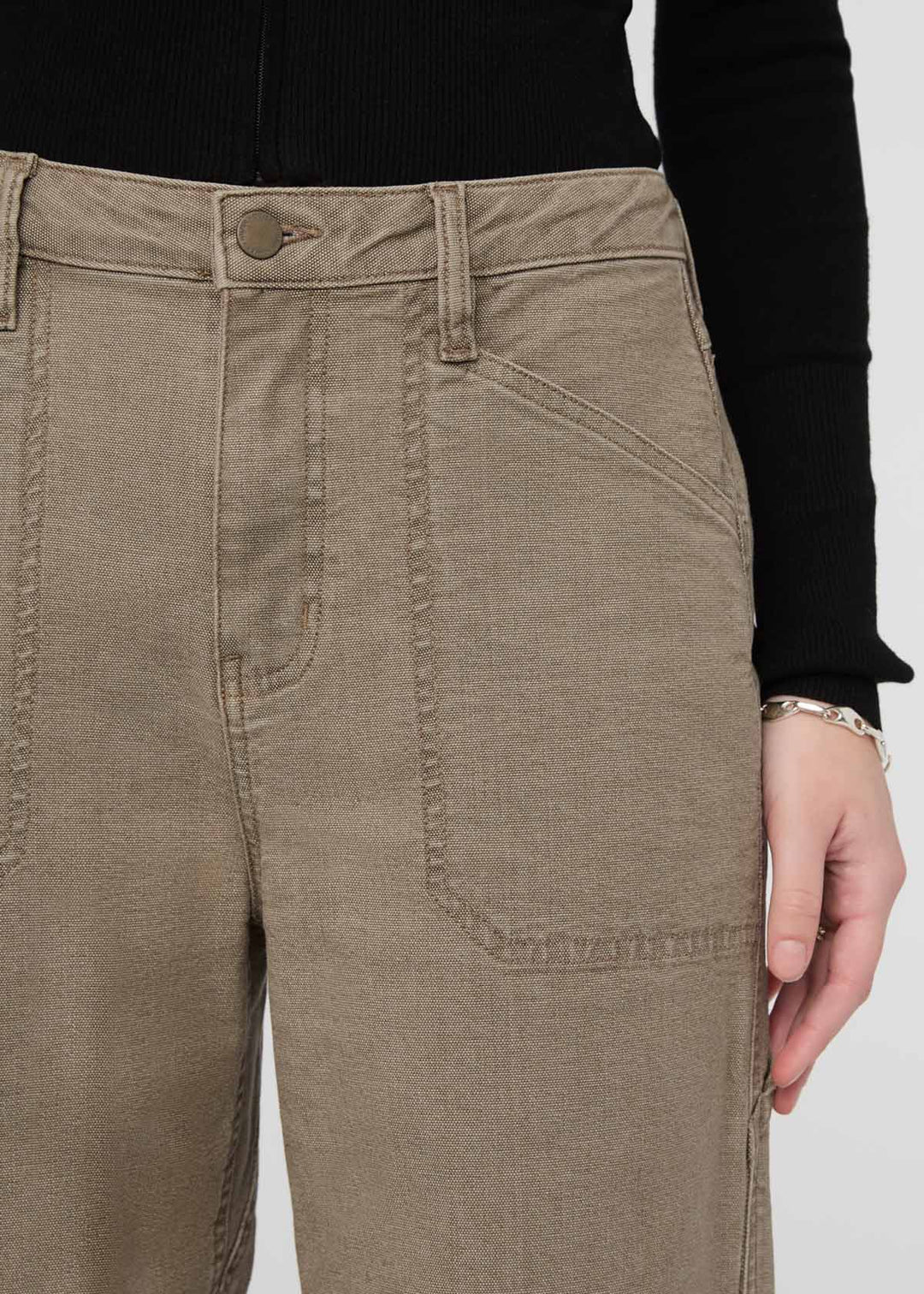 Front detail on the Teak Stretch Canvas Utility Pant by DU/ER