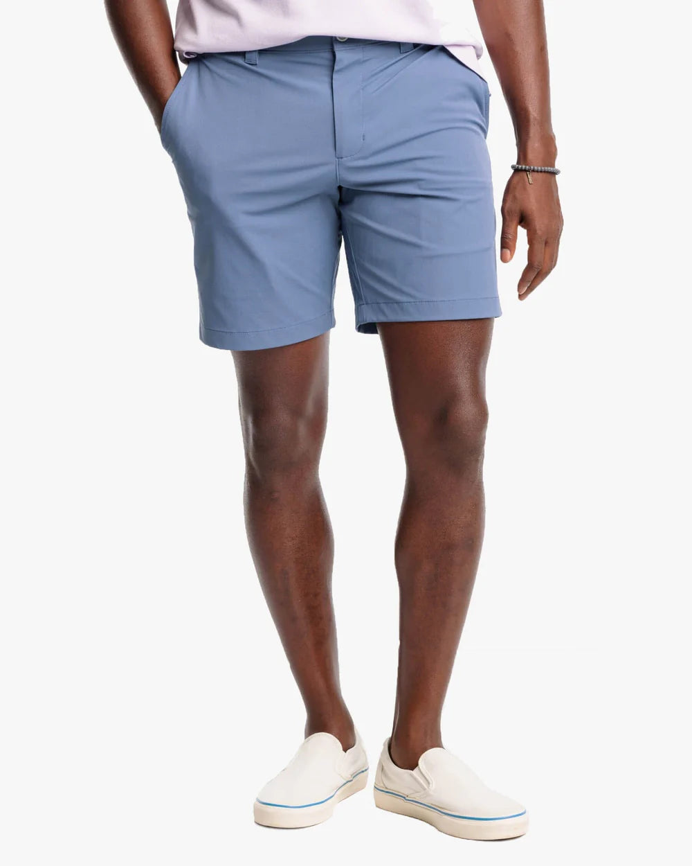 Southern Tide's brrr°®-die 8" Performance Short in the color Dark Seas