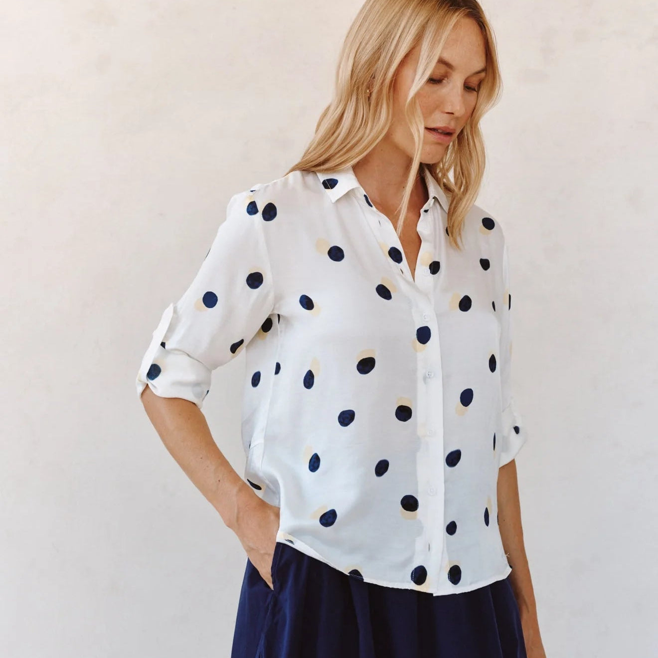 Bella Dahl Clean Split Back Button Down in Spring Dots Print