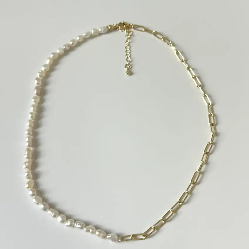 18K Gold-Filled necklace with White freshwater pearl chain