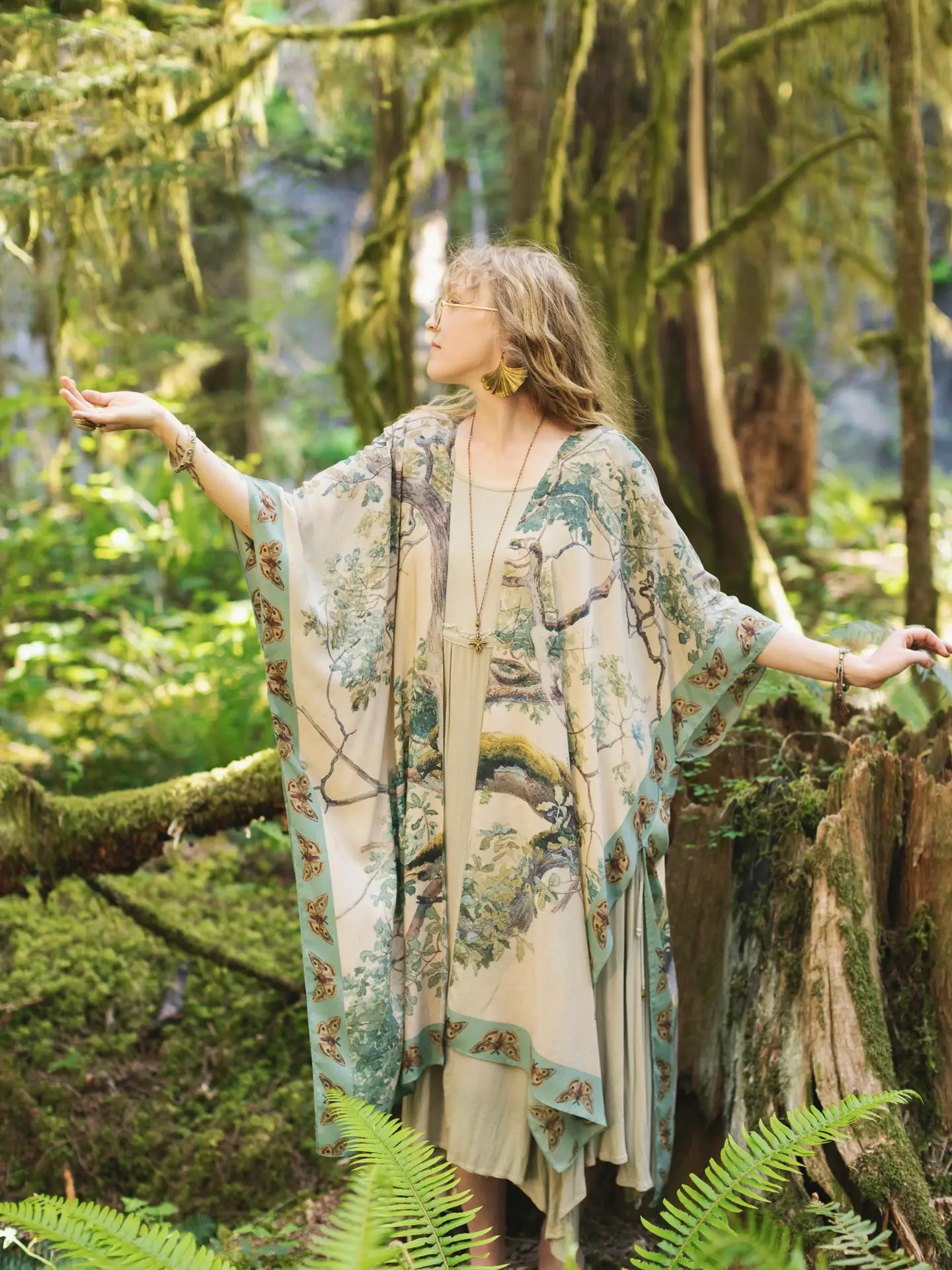 The Earth and Sky Bohemian Bamboo Kimono by Market of Stars